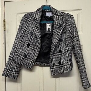 NWT Apparalel cropped blazer S